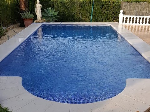 Proceso de rehabilitación de piscina en Jávea.